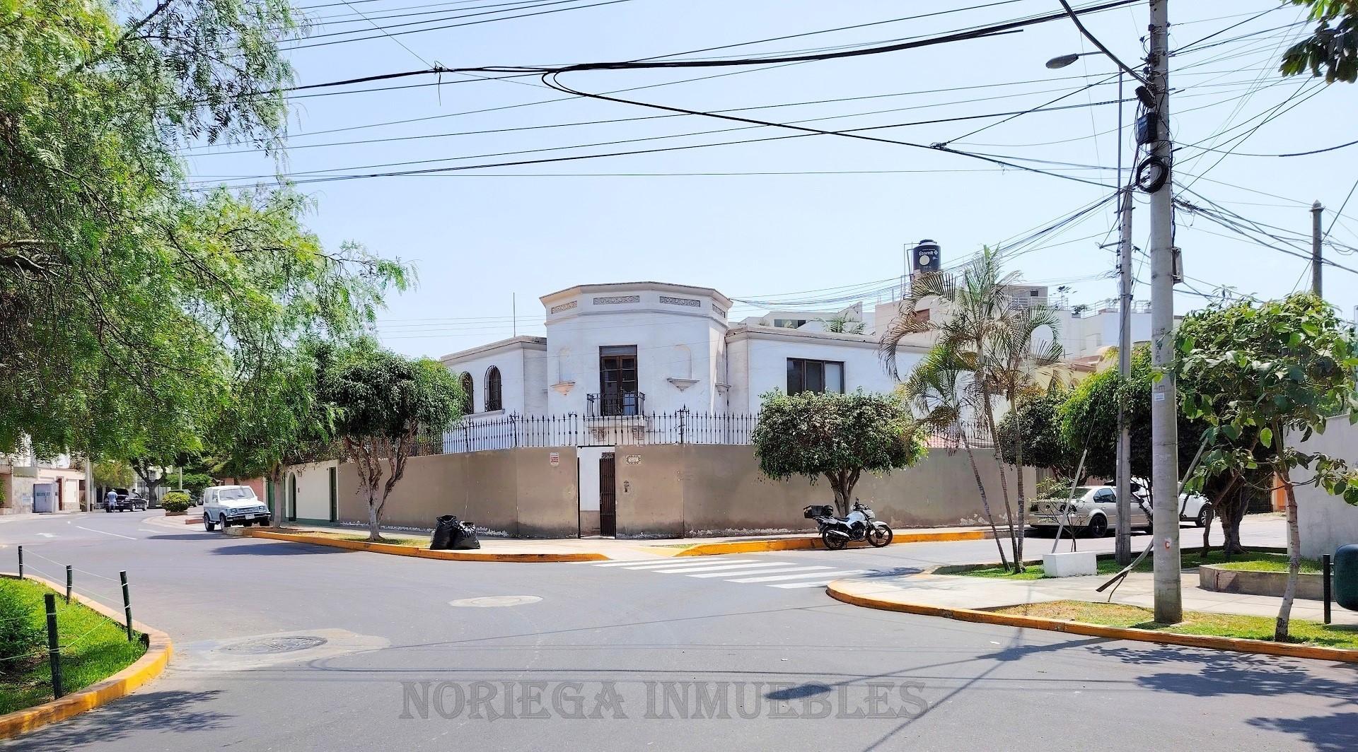 Casa en Venta ubicado en Miraflores a $645,000