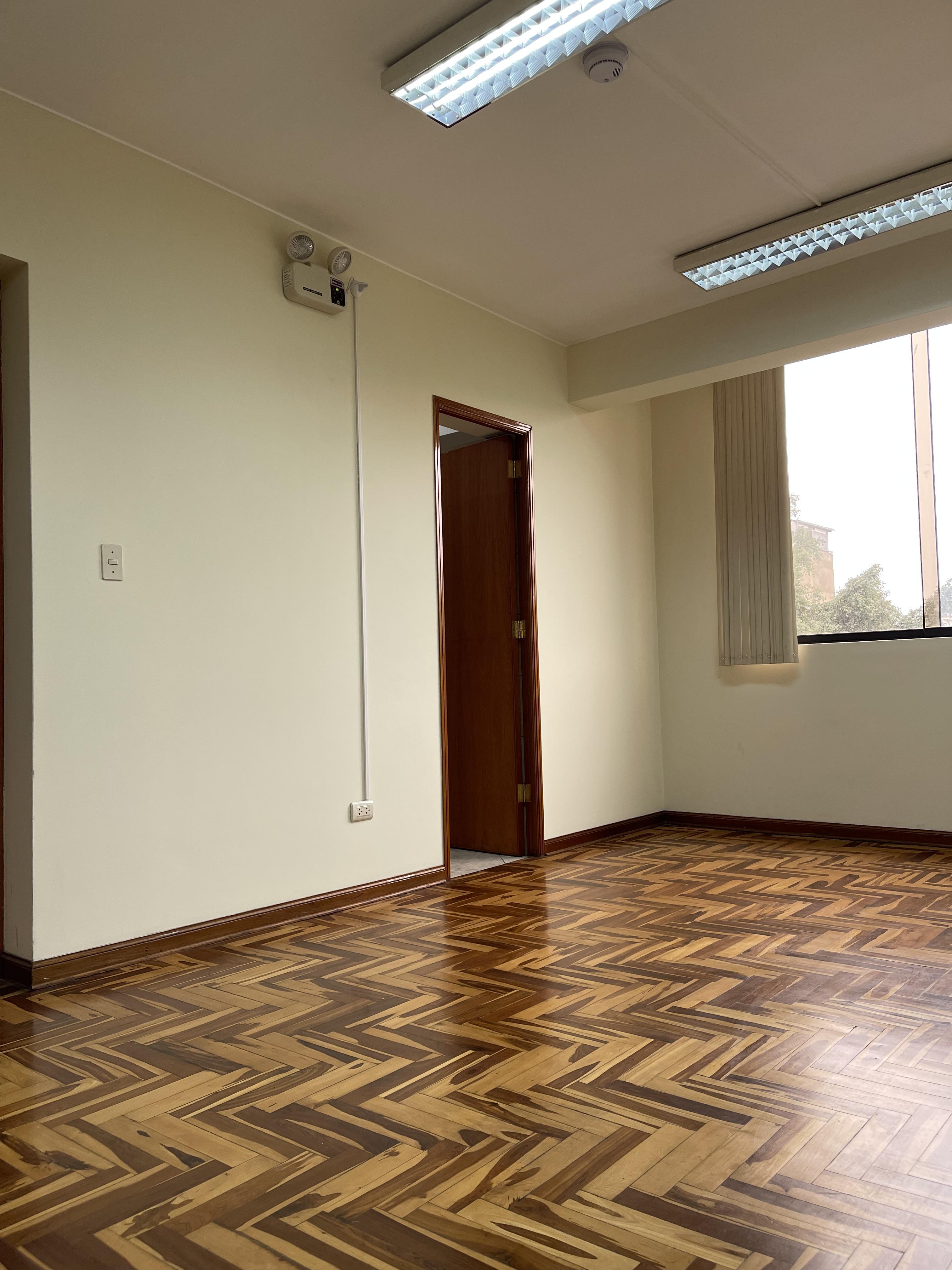 Oficina en Alquiler ubicado en San Borja Oficina en Alquiler ubicado en San Borja