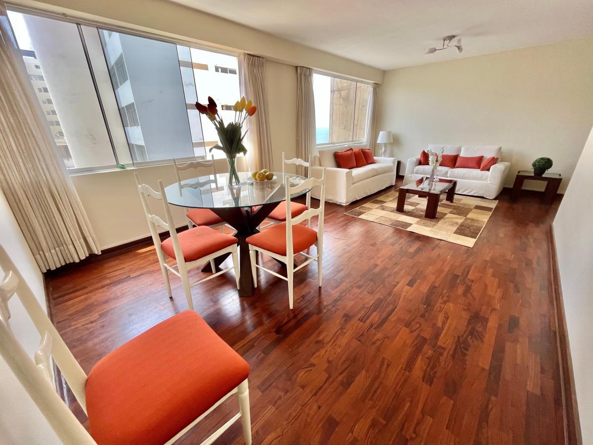 Departamento de 3 dormitorios y 3 baños ubicado en Miraflores Departamento de 3 dormitorios y 3 baños ubicado en Miraflores