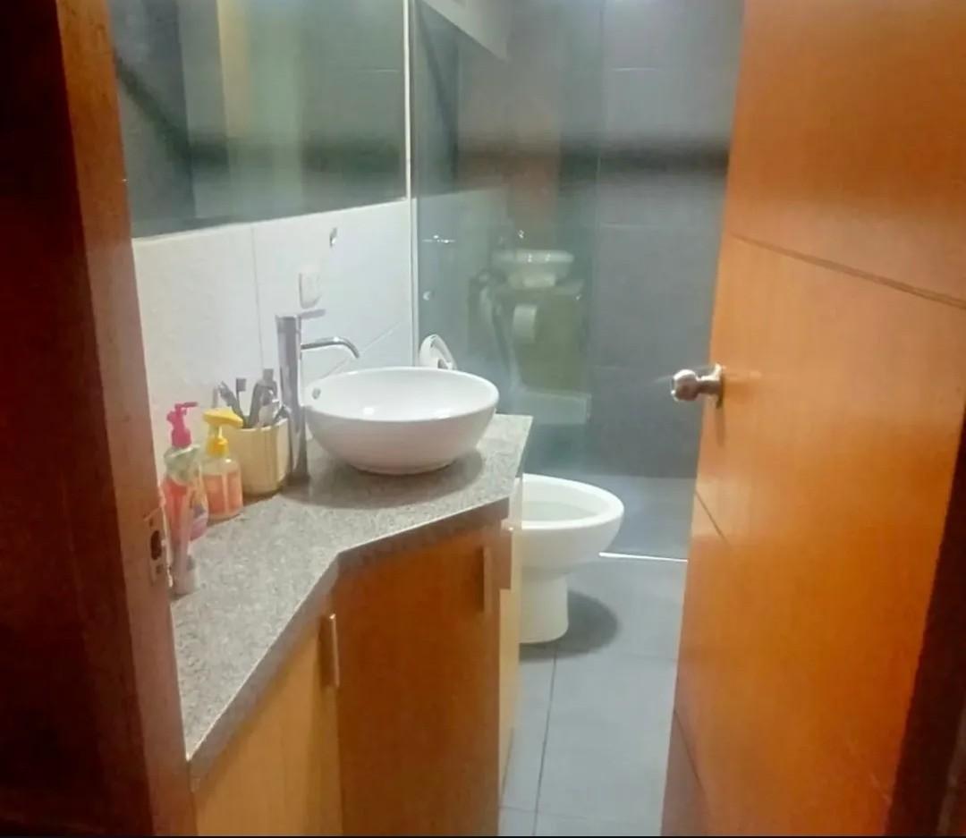 Casa en Venta de 6 dormitorios ubicado en La Molina Casa en Venta de 6 dormitorios ubicado en La Molina