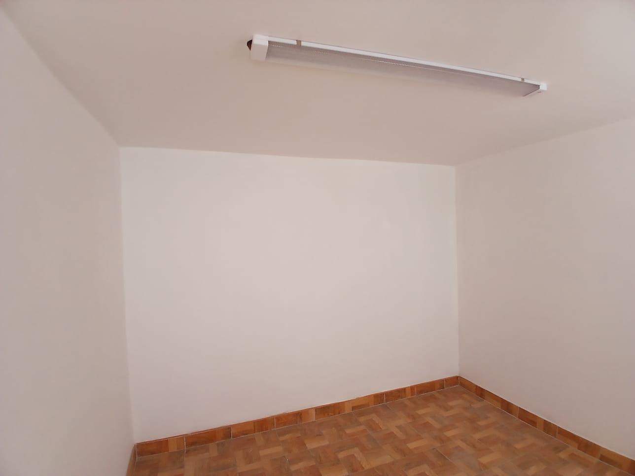 Casa de 9 dormitorios y 4 baños ubicado en San Isidro Casa de 9 dormitorios y 4 baños ubicado en San Isidro