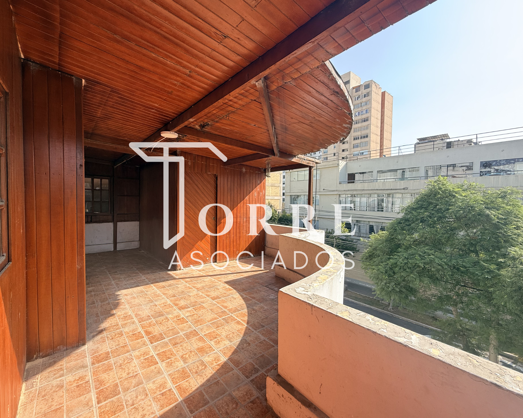 Departamento de 4 dormitorios y 3 baños ubicado en San Isidro Departamento de 4 dormitorios y 3 baños ubicado en San Isidro