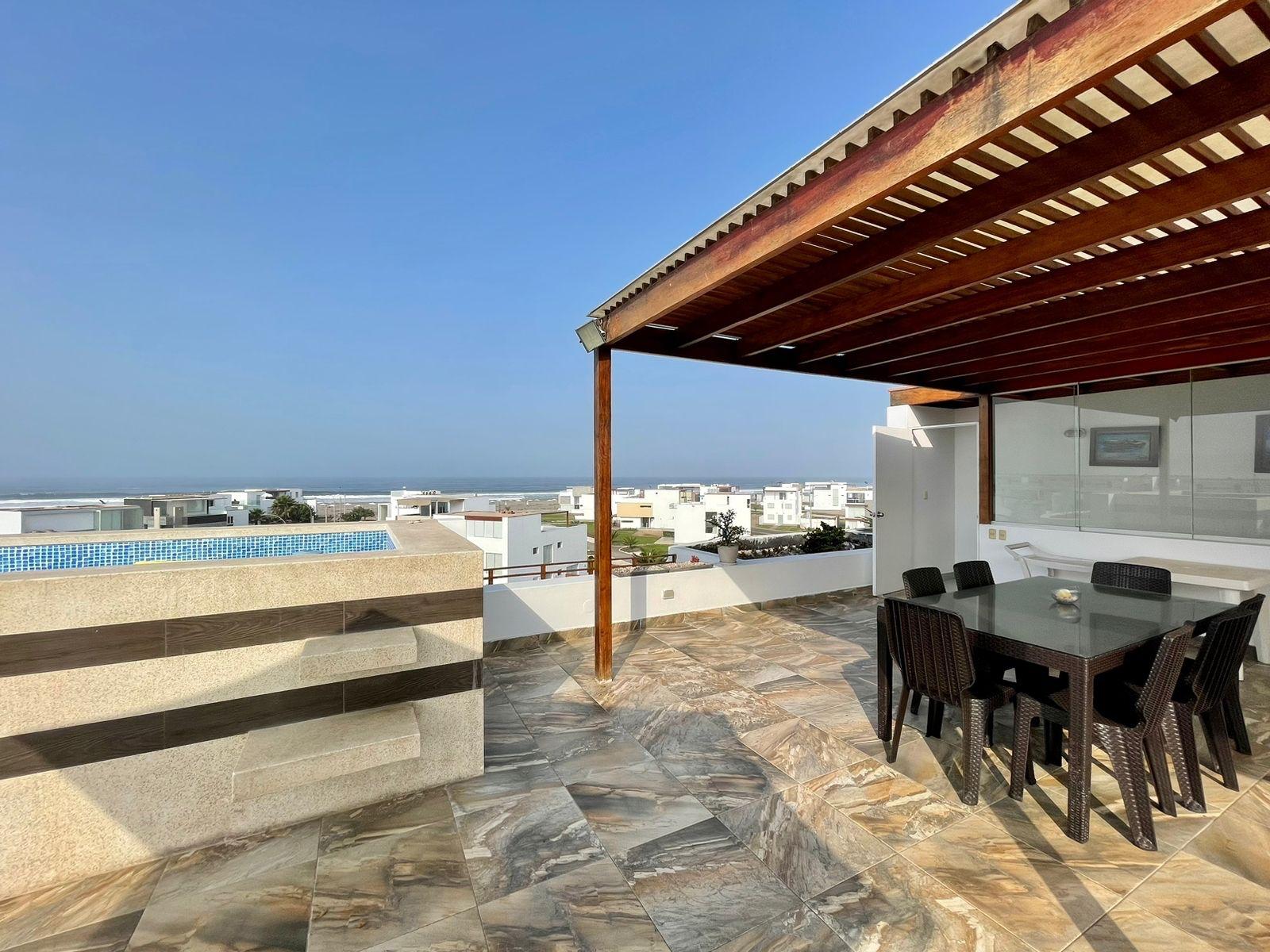 Casa de Playa en Venta ubicado en Asia a $159,000