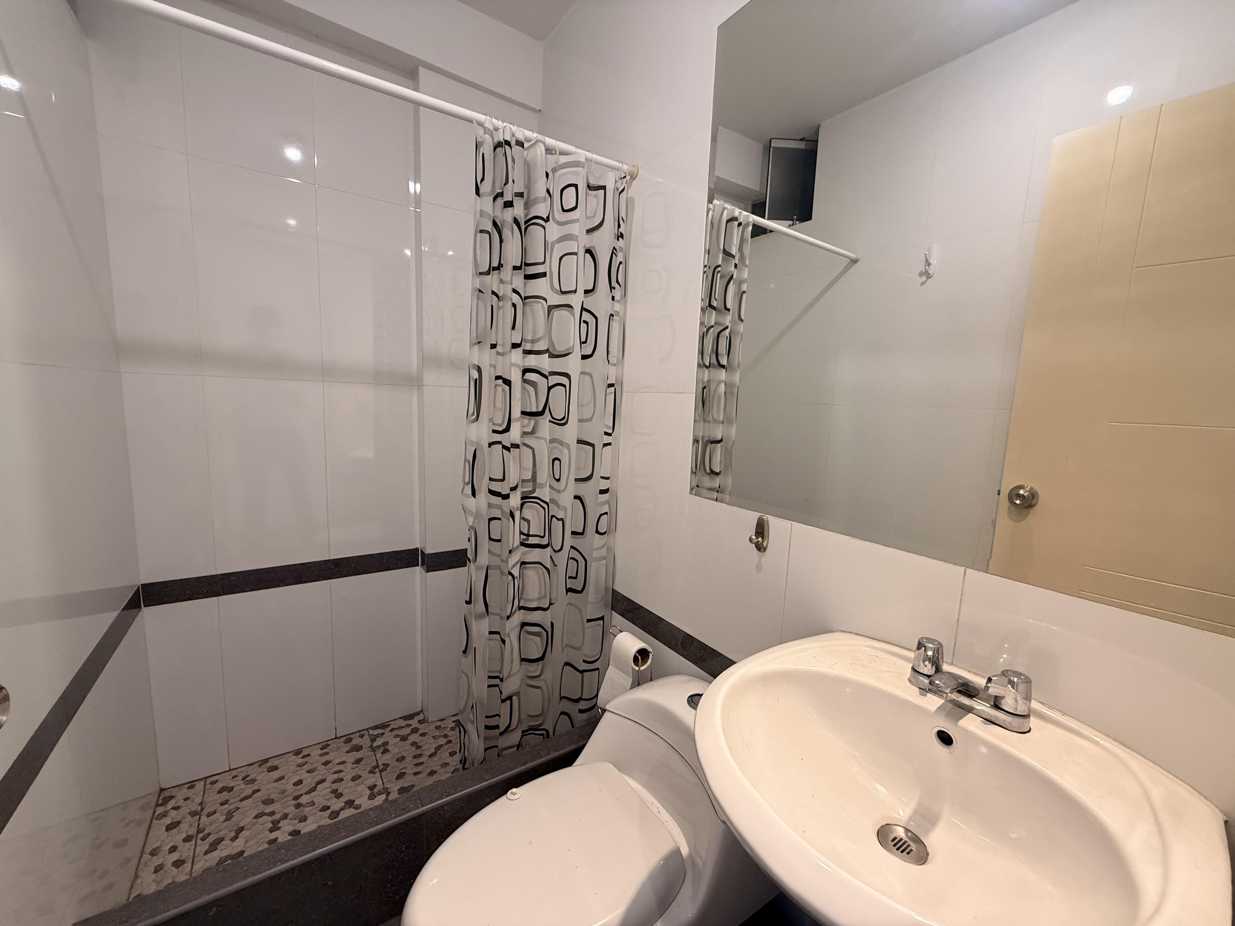 Departamento de 4 dormitorios y 3 baños ubicado en Surquillo Departamento de 4 dormitorios y 3 baños ubicado en Surquillo