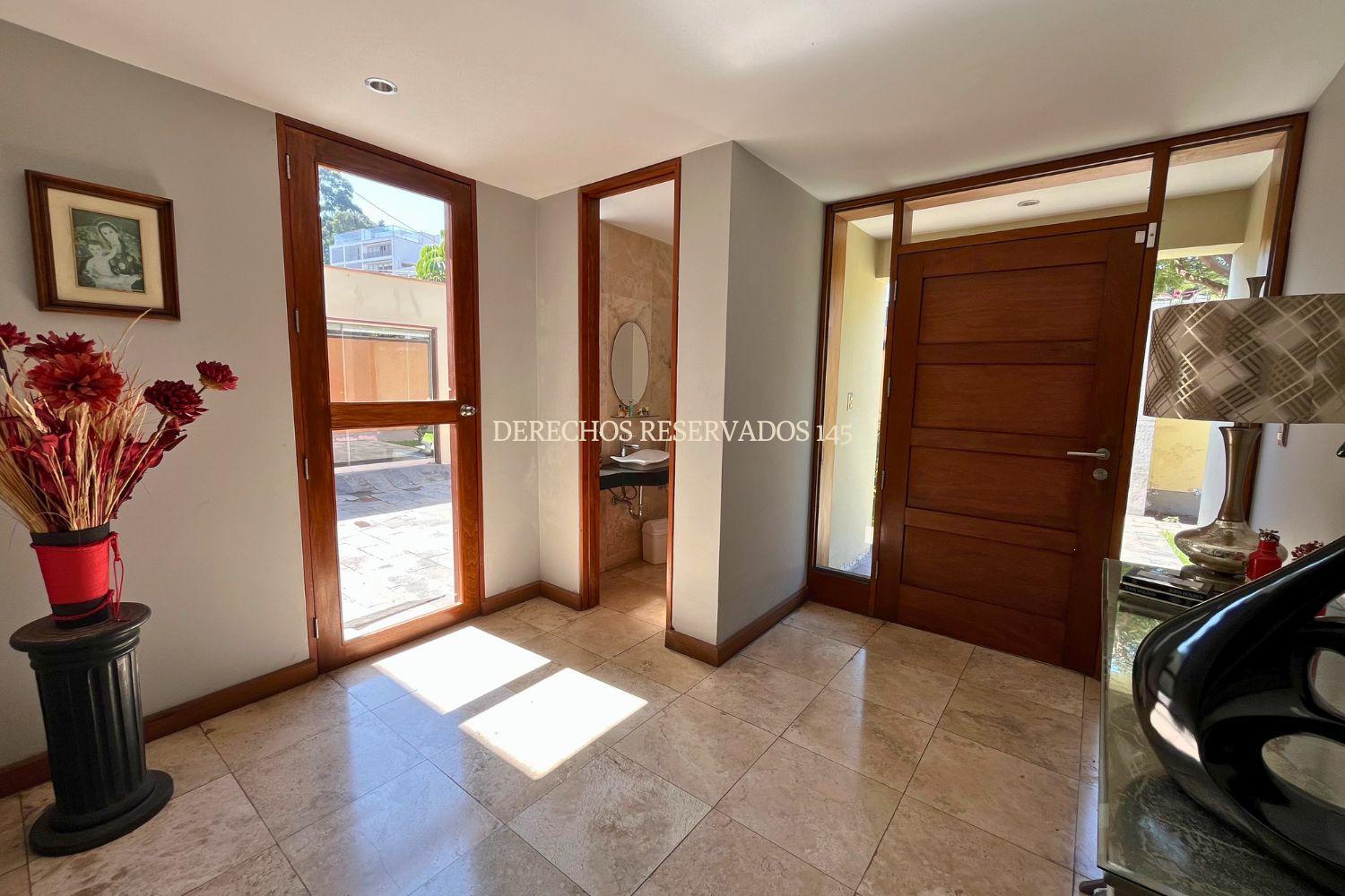 Casa en Venta ubicado en Corpac Casa en Venta ubicado en Corpac