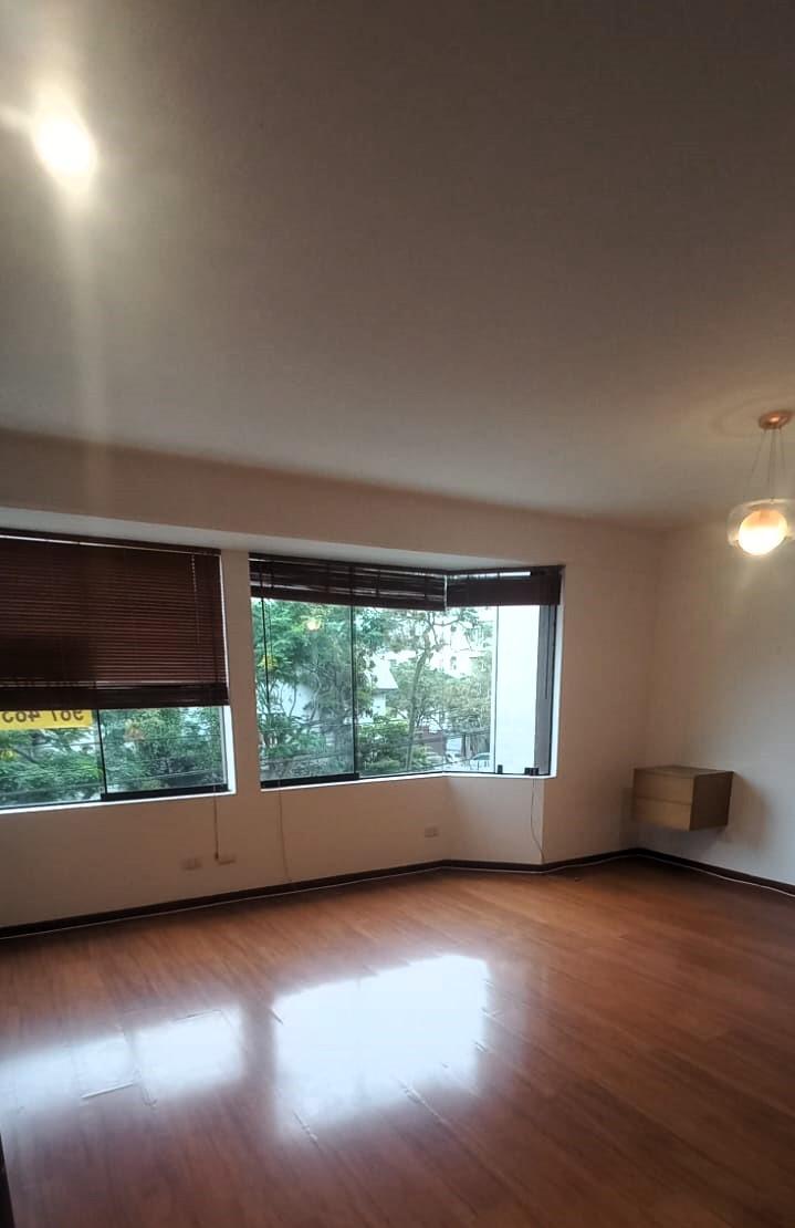 Departamento de 2 dormitorios y 2 baños ubicado en Miraflores Departamento de 2 dormitorios y 2 baños ubicado en Miraflores
