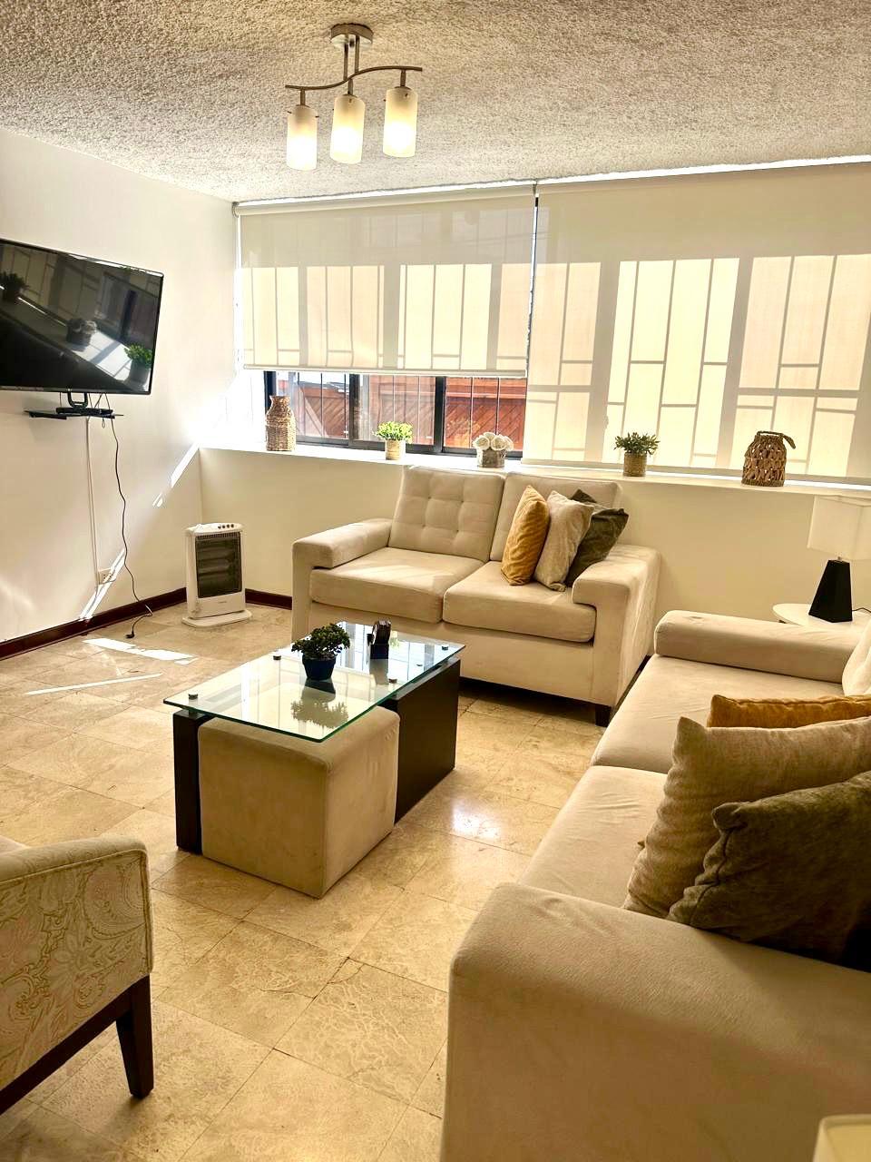 Departamento en Alquiler ubicado en Av. Del Pinar 210 Departamento en Alquiler ubicado en Av. Del Pinar 210