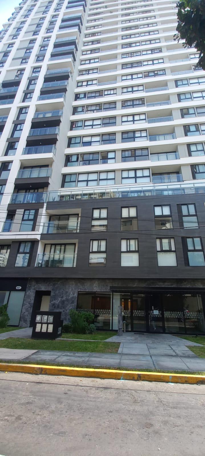 Departamento en Alquiler ubicado en San Isidro a $1,075